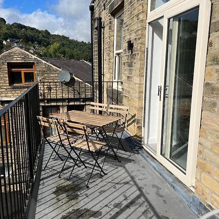 Beautiful 2 Bedroom With Patio And Amazing Views Hebden Bridge Exterior photo