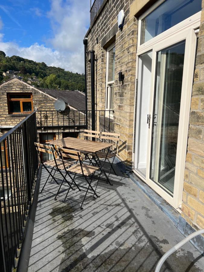 Beautiful 2 Bedroom With Patio And Amazing Views Hebden Bridge Exterior photo